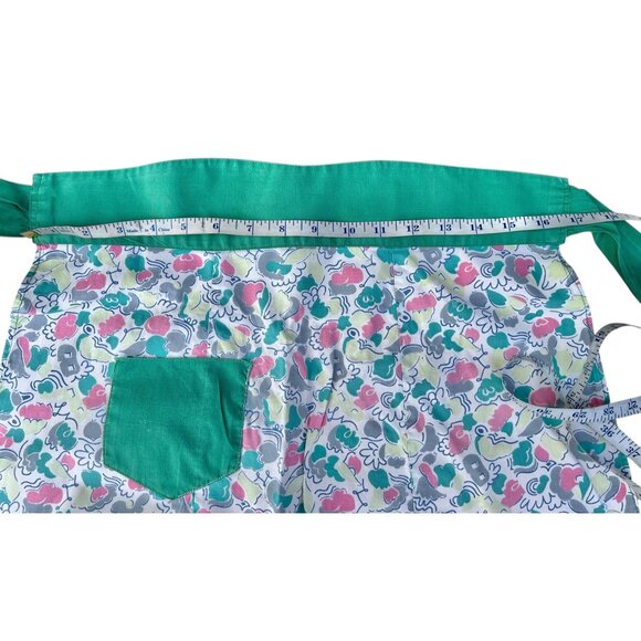 Vintage Apron With Scalloped Hem & Waistband Floral & Green 19" L Handmade - Picture 4 of 11